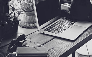 盘点娱乐圈最扯的黑料：王俊凯暴打王源、鹿晗原名刘壮实