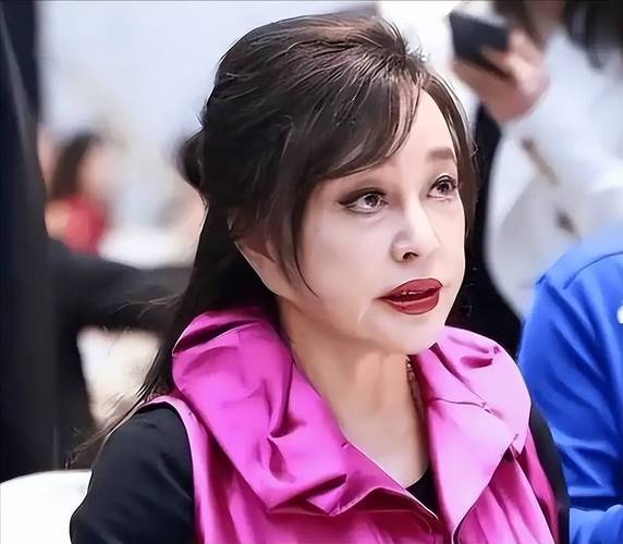 揭秘娱乐圈不老传奇_揭秘娱乐圈不老传奇_揭秘娱乐圈不老传奇