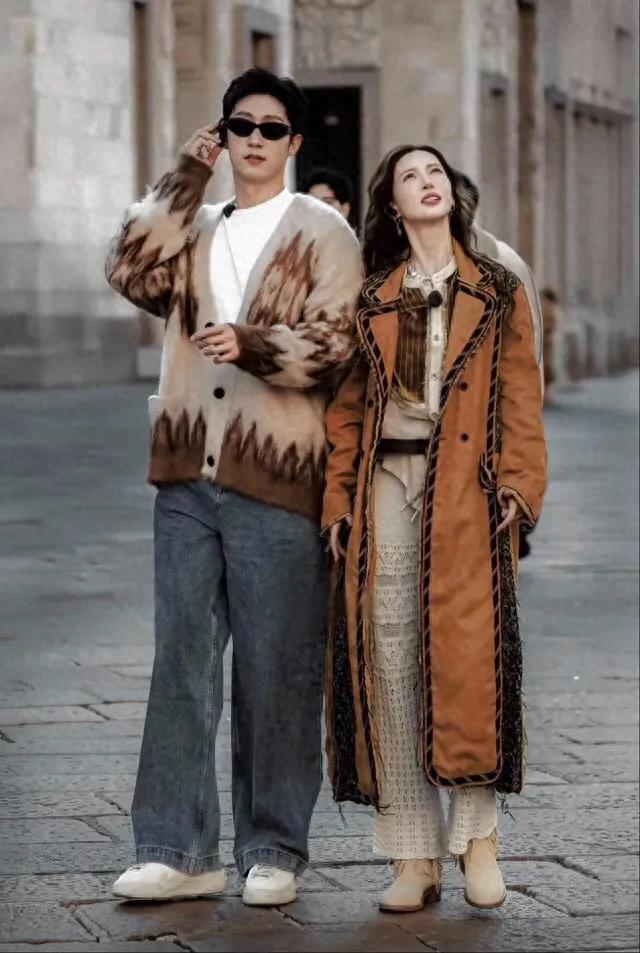 黄景瑜恋情曝光！金晨被指是“工具人”？