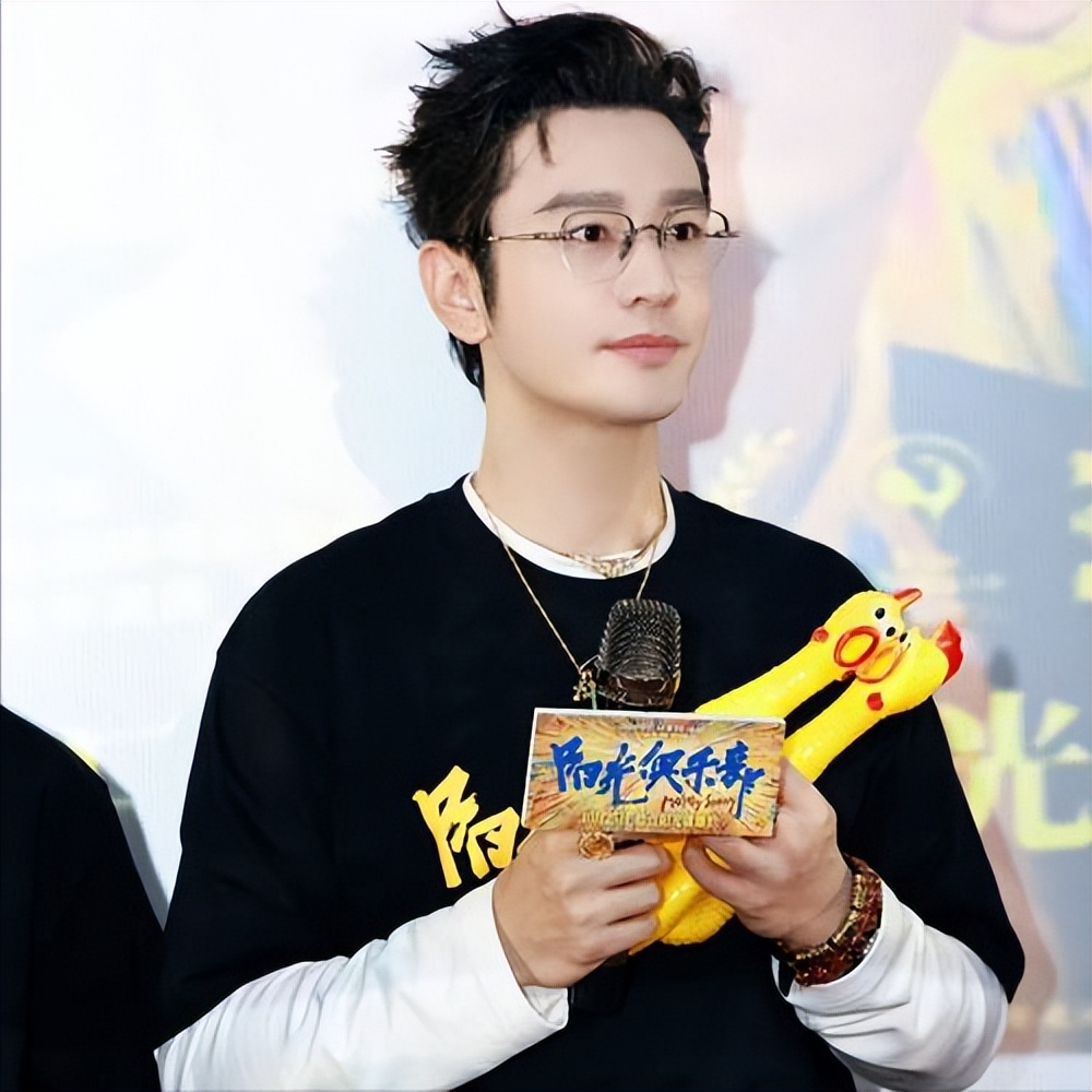 娱乐圈公布恋情的明星_黄晓明新恋情 胡冉儿 黄晓明感情史