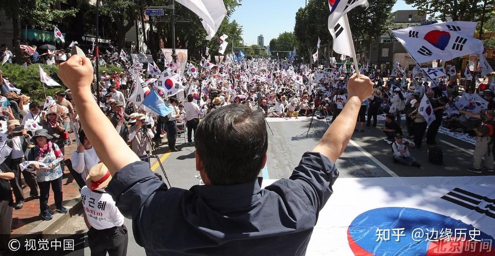 韩国娱乐圈内幕：光鲜舞台下的压榨与财阀控制真相