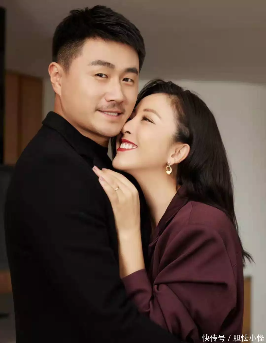 娱乐圈闪婚长久案例_娱乐圈闪婚_黄小蕾刘磊闪婚生活