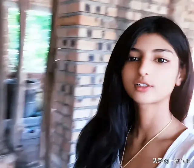 小黑妮结婚直播带货事件_小黑妮网红翻车事件_网红博雅黑料,