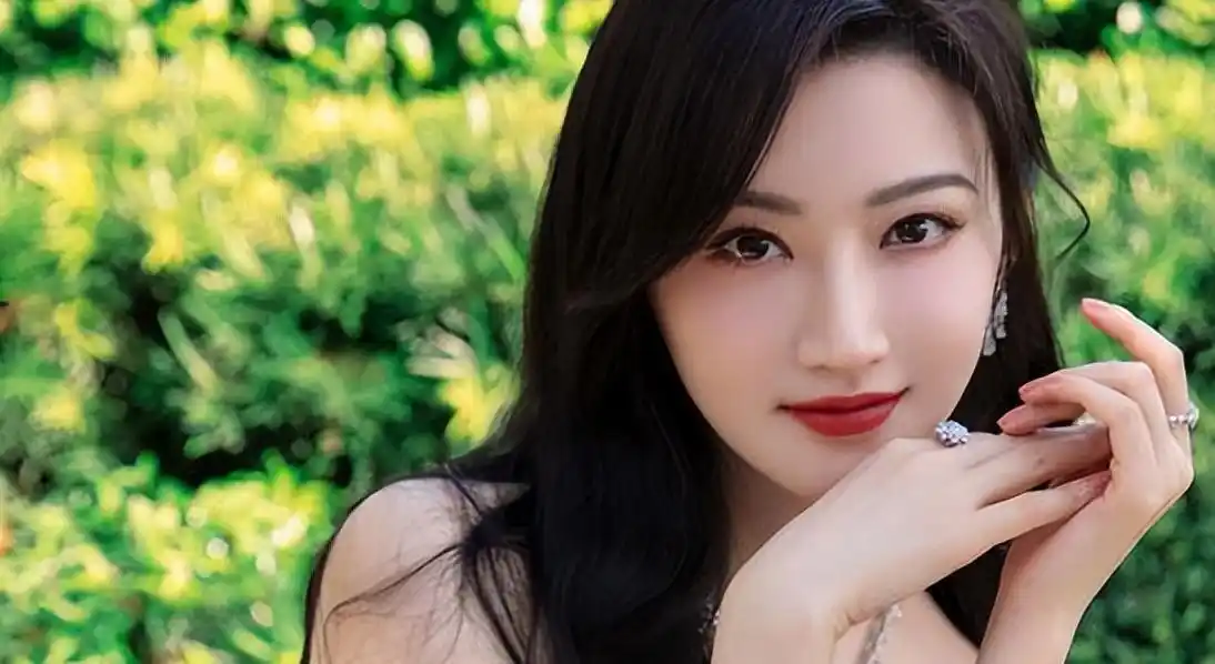 景甜郭晶晶刘亦菲朱珠许晴陈红_旺夫面相的女明星_天生富贵相女星