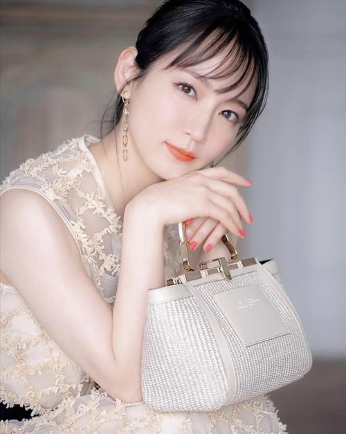 女儿女明星_明星女儿的名字有哪些_明星女儿